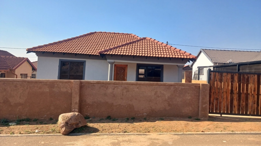 2 Bedroom Property for Sale in Mabopane North West